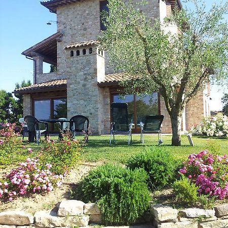 Agriturismo La Torraccia Todi Zewnętrze zdjęcie