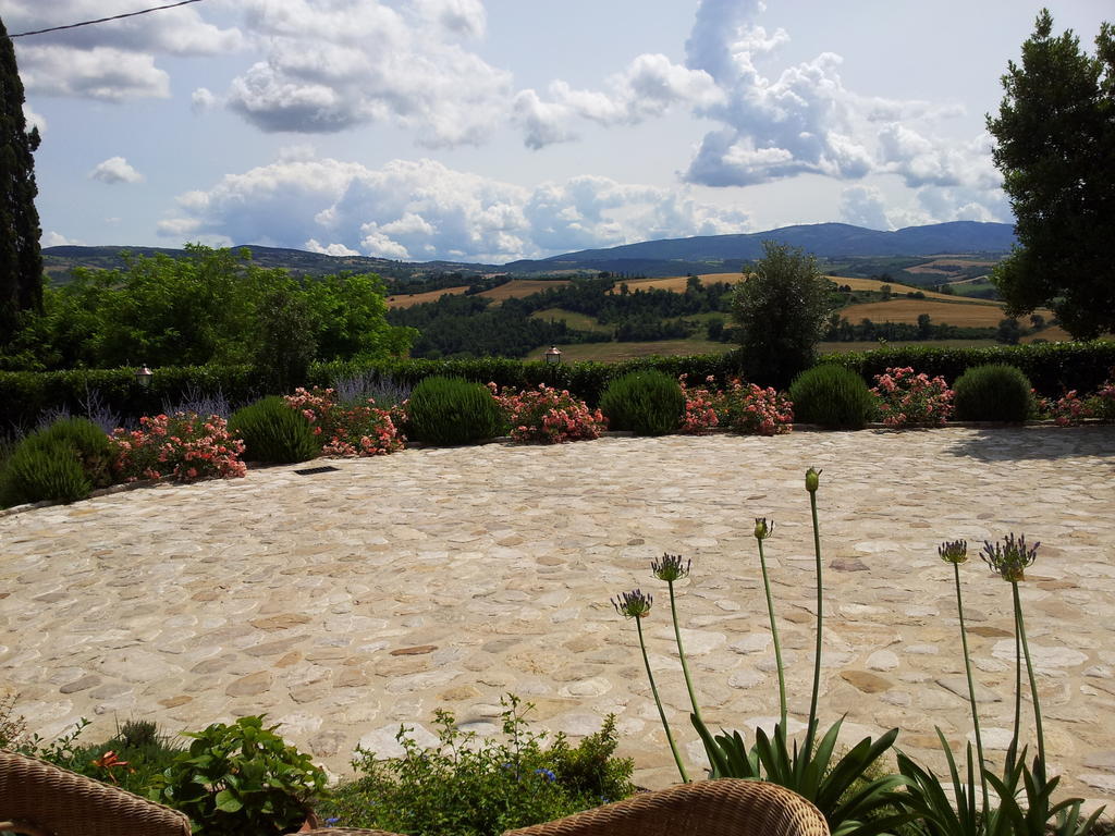 Agriturismo La Torraccia Todi Zewnętrze zdjęcie