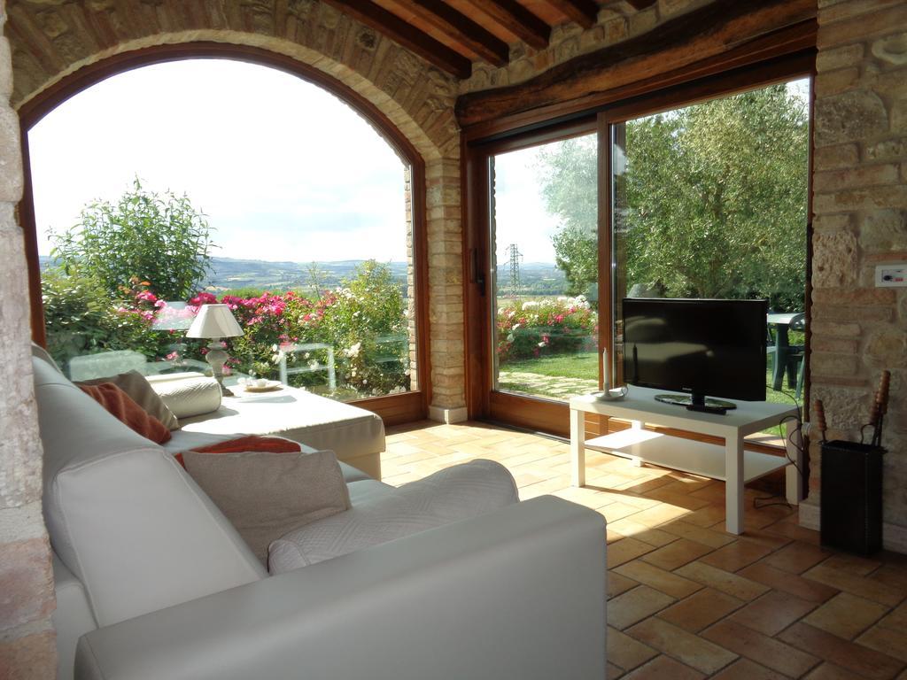 Agriturismo La Torraccia Todi Zewnętrze zdjęcie