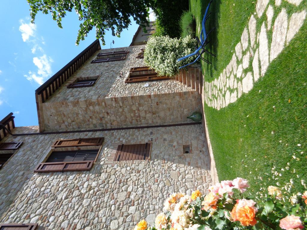Agriturismo La Torraccia Todi Zewnętrze zdjęcie