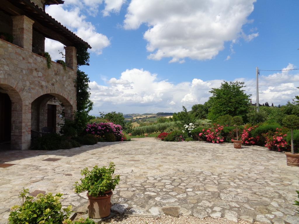 Agriturismo La Torraccia Todi Zewnętrze zdjęcie