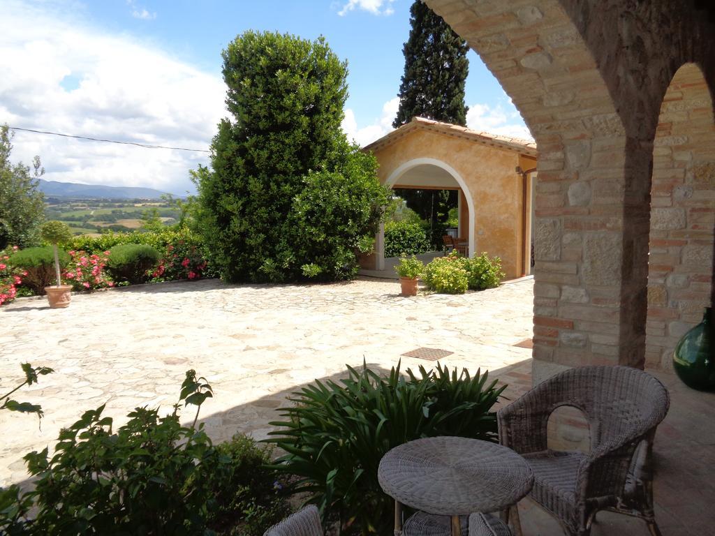 Agriturismo La Torraccia Todi Zewnętrze zdjęcie